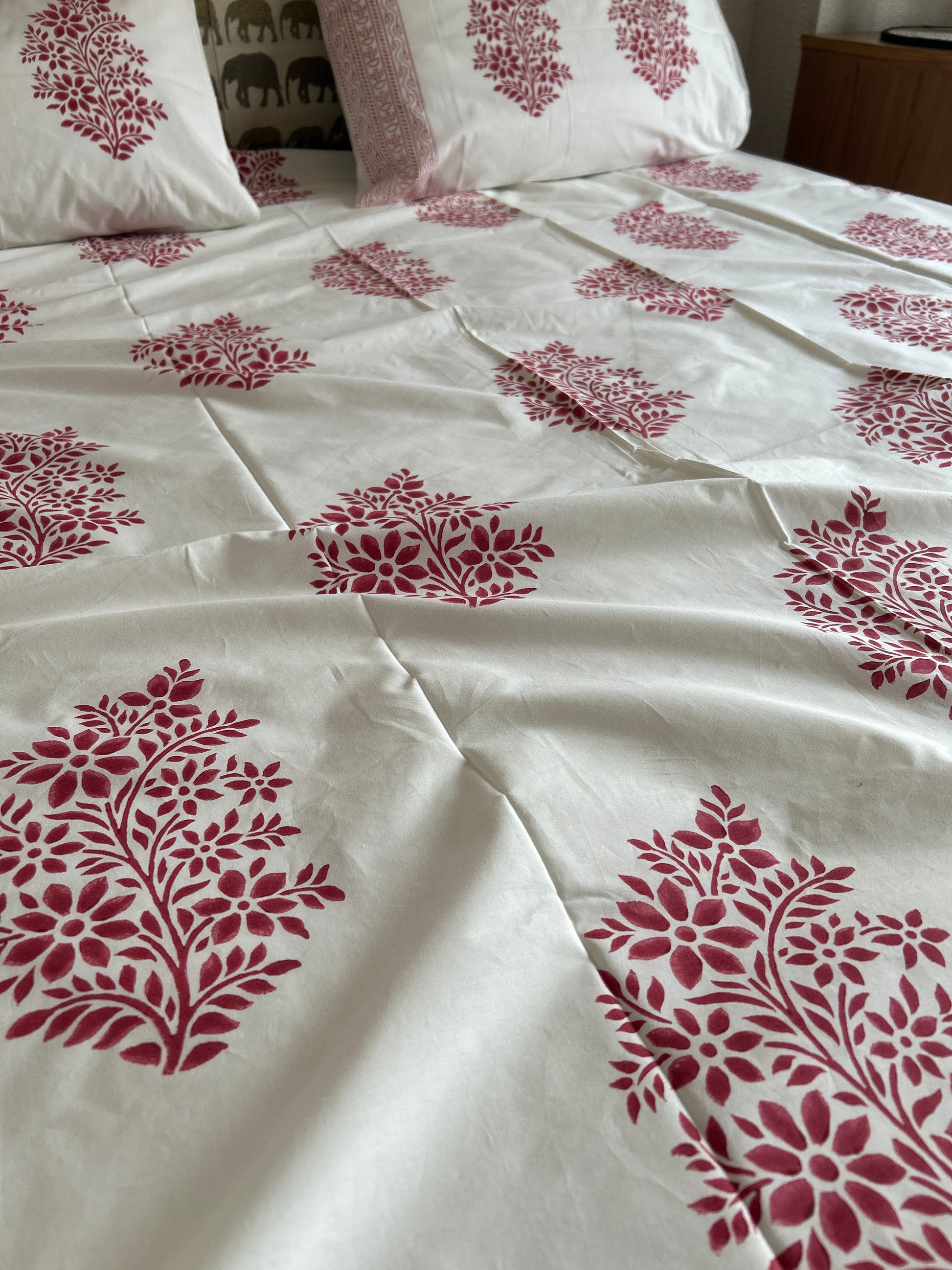 Maroon Ajrakh Cotton Quilted Bedding set