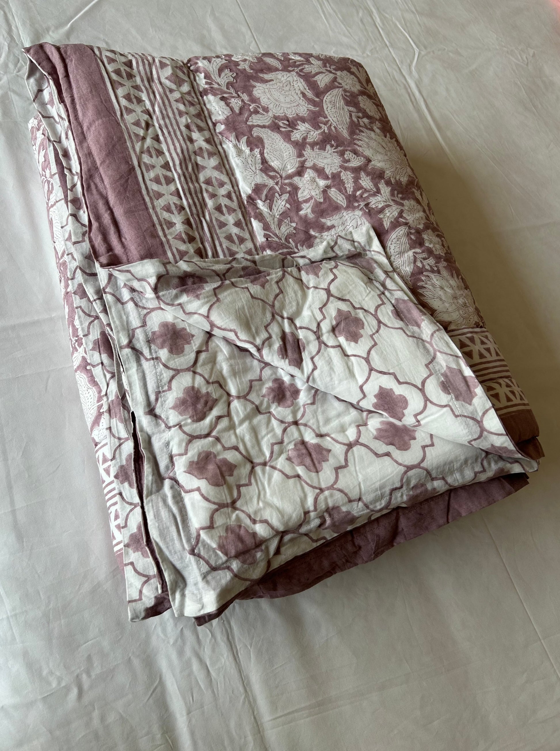 Lilac Floral reversible cotton quilt