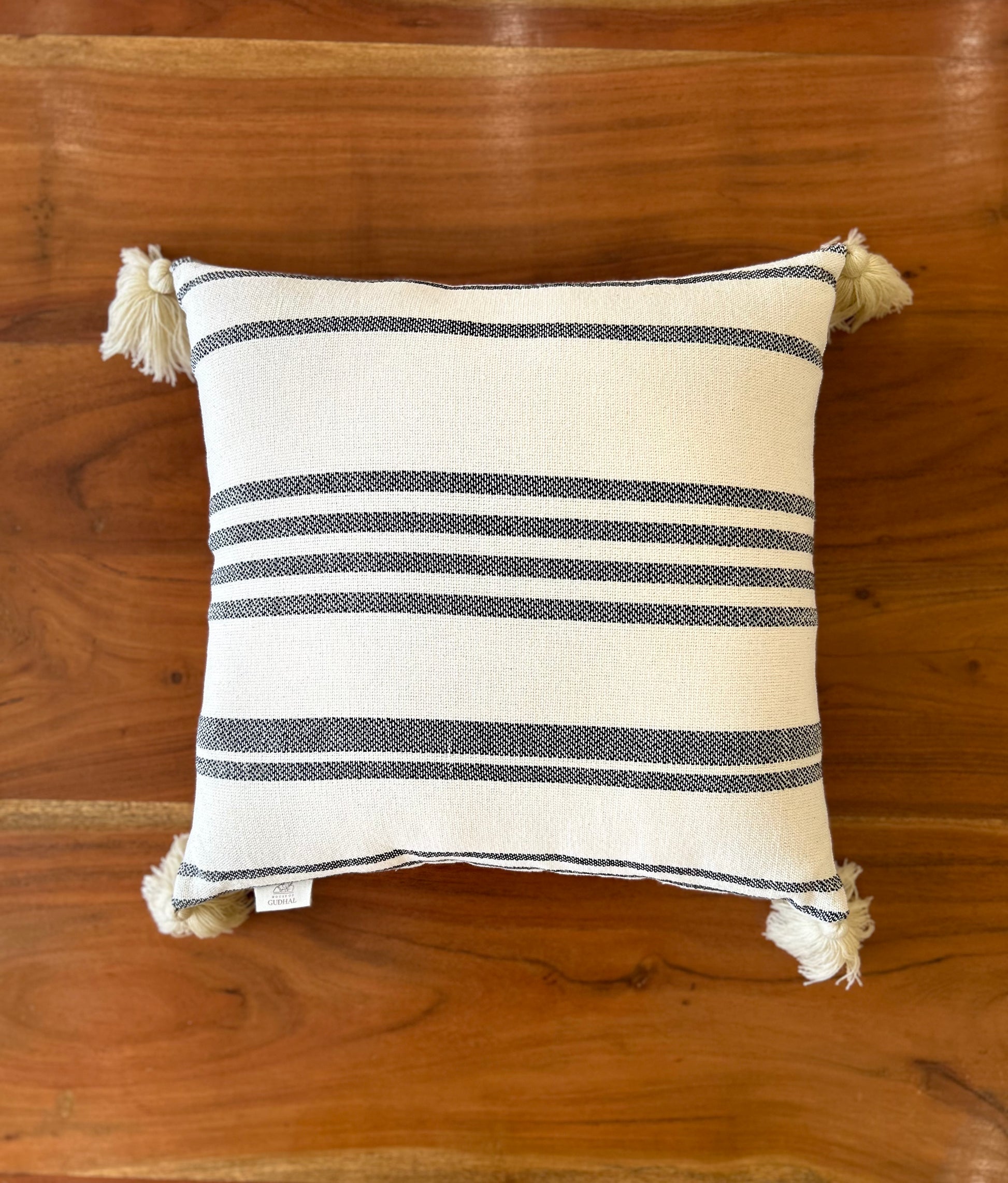 Nairobi Cushion