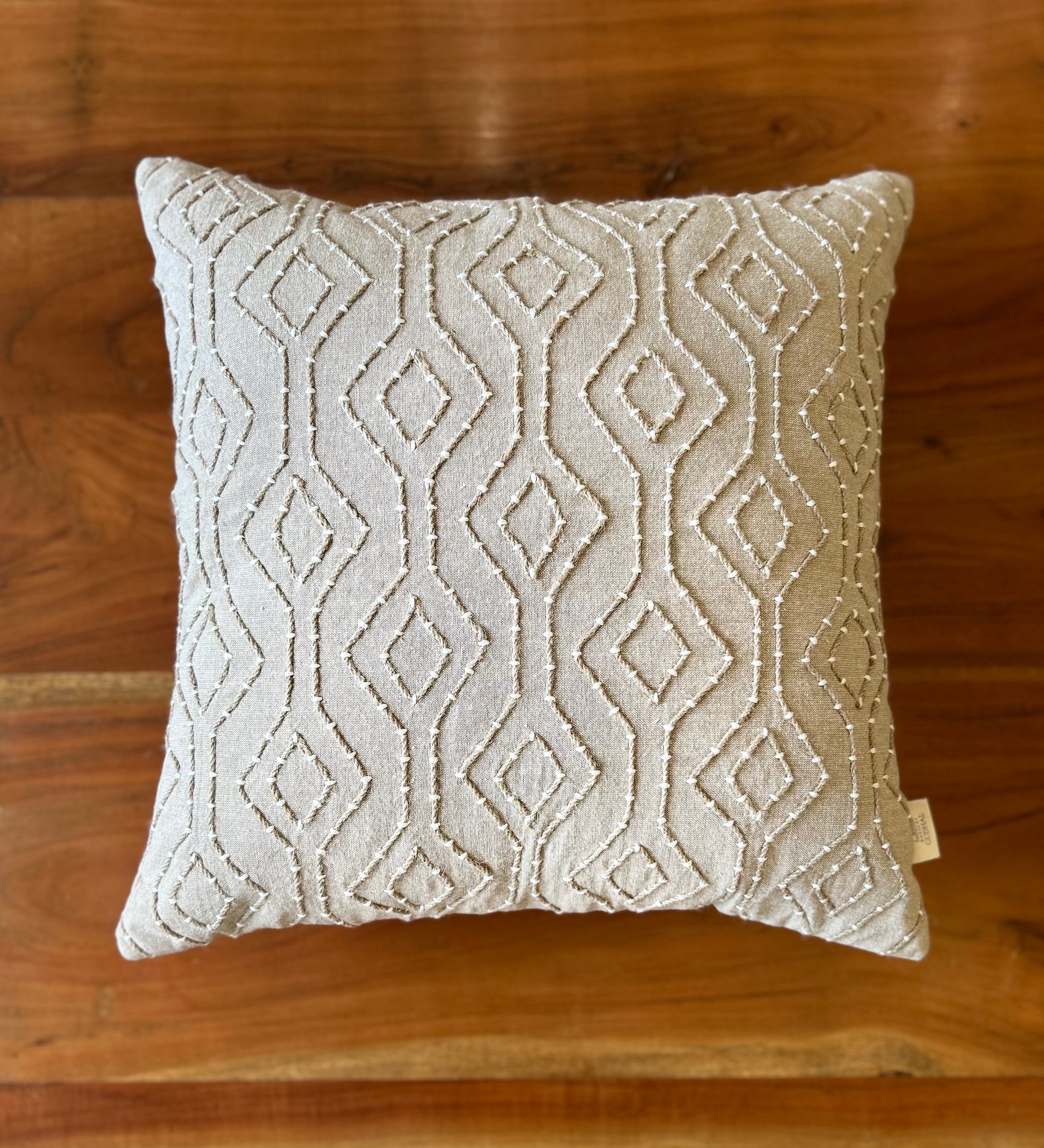 Maze Knotted Cushion